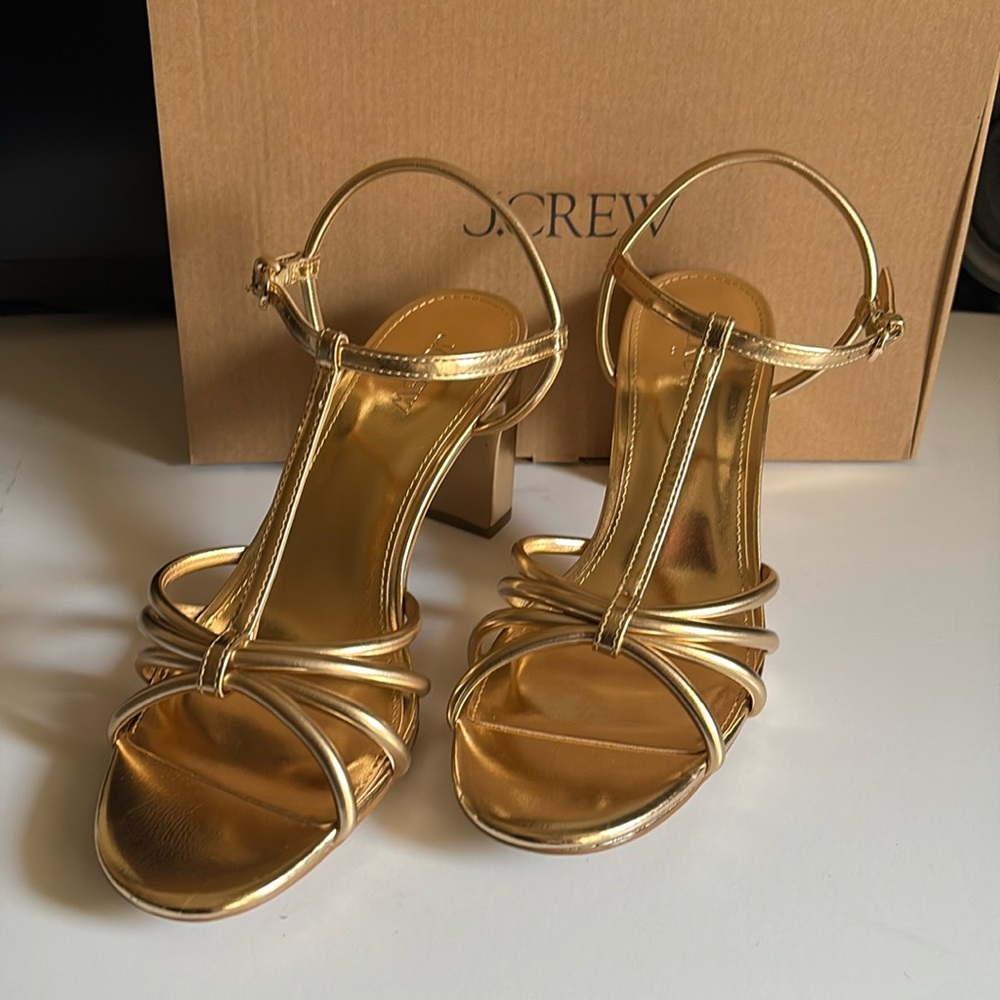BRAND NEW J Crew heel sandals shoes
Item CI959 Women’s size 9.5 Sun-kissed Gold